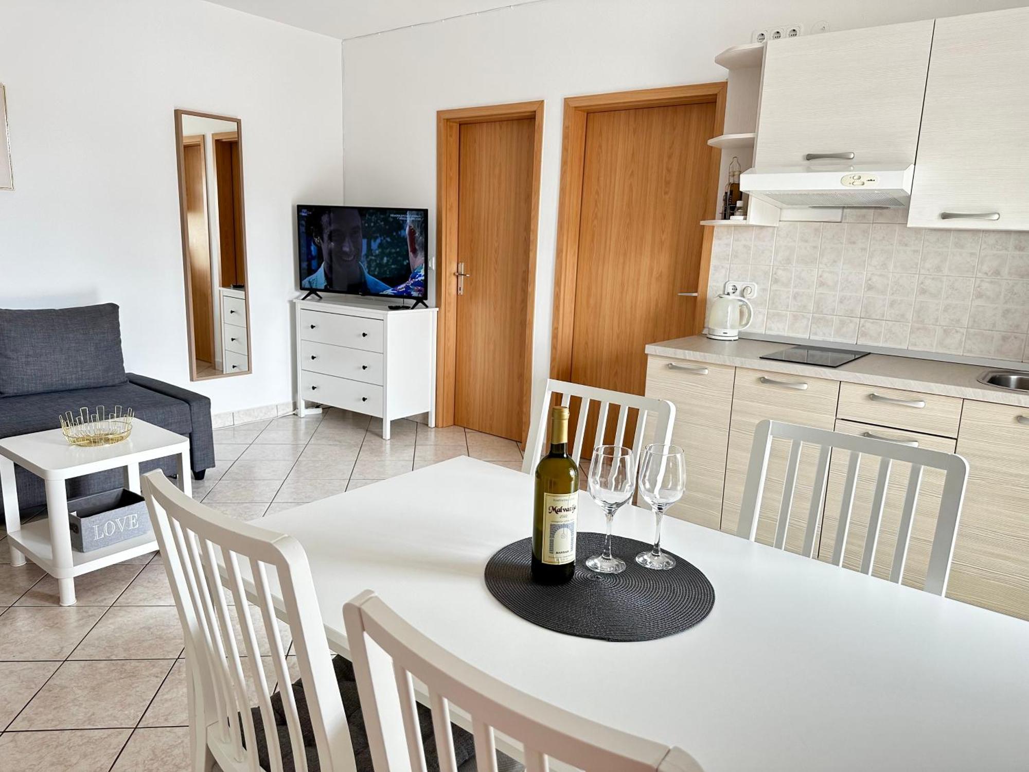 Apartments Vojvoda Porec Esterno foto