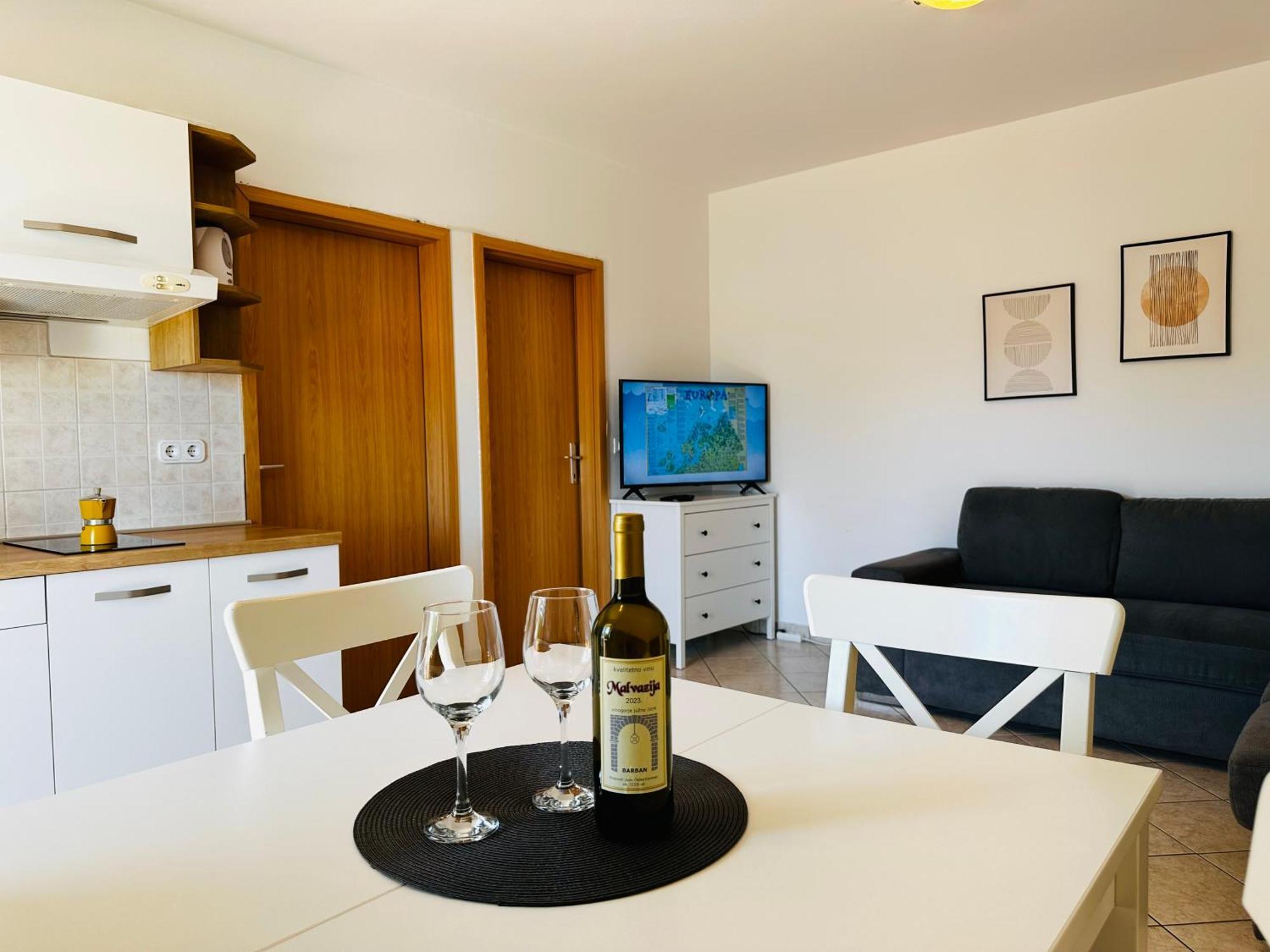 Apartments Vojvoda Porec Esterno foto